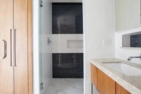 The Circ Hollywood, Sonder - 7