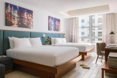 The Circ Hollywood, Sonder - 33