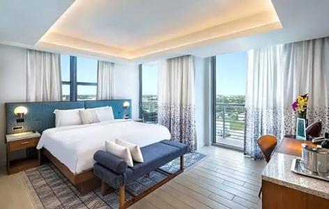 The Circ Hollywood, Sonder - 41