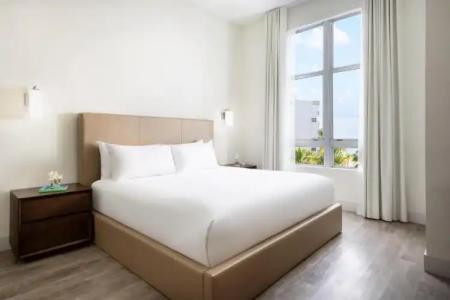 Costa Hollywood Beach Resort - 34