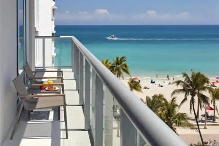 Costa Hollywood Beach Resort - 20