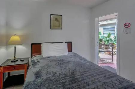 Green Seas Motel - 75