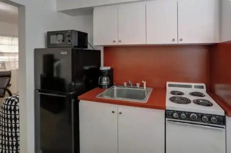 Green Seas Motel - 98