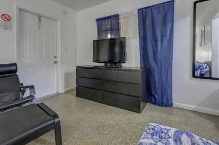 Green Seas Motel - 93