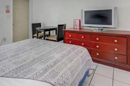 Green Seas Motel - 63