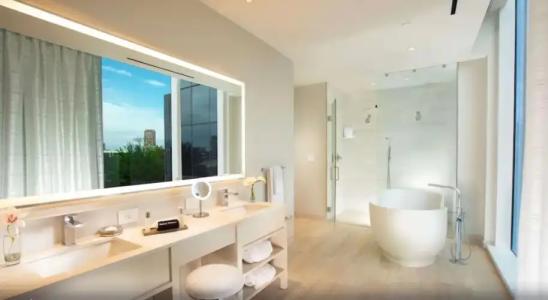 HALL Arts, Dallas, Autograph Collection - 106