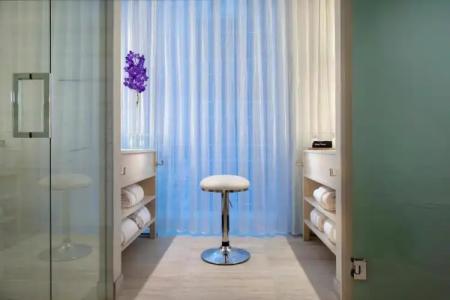 HALL Arts, Dallas, Autograph Collection - 56