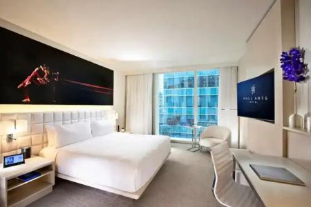 HALL Arts, Dallas, Autograph Collection - 81