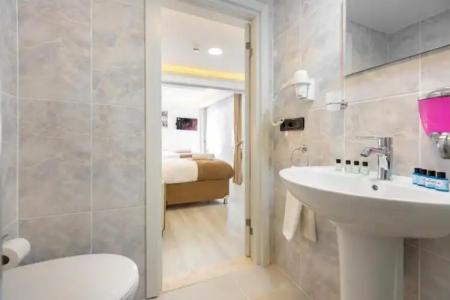 BLUE MARMARA SUITES - 103