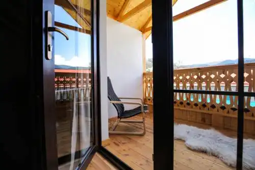 CHALET & Restauarant - 21