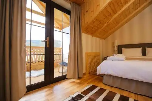 CHALET & Restauarant - 22
