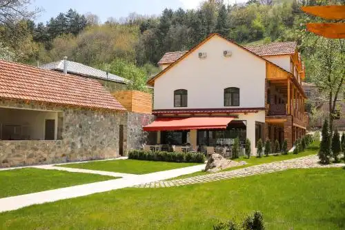 CHALET & Restauarant - 17