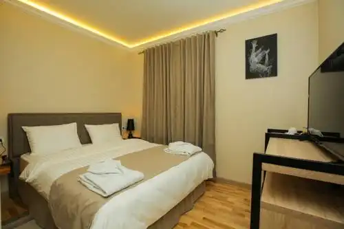 CHALET & Restauarant - 9