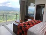Deluxe Suite with mountain view
