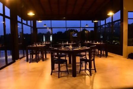 Pine Hill Residence - 19