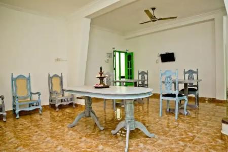 Flipflop Hostel - 11