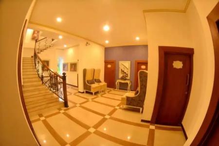 Negombo New Queen's Palace - 16