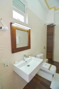 Negombo New Queen's Palace - 9