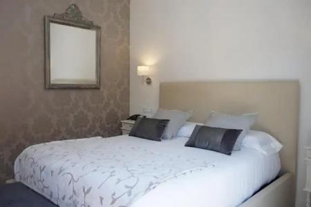 Hostal Boutique Es Portalet - 73