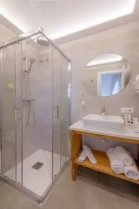 Boutique Sibarys - Adults Recommended - 50