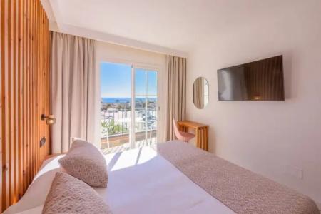 Boutique Sibarys - Adults Recommended - 55