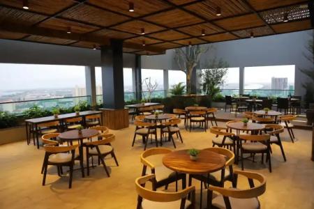 The View Serviced Residence - 38