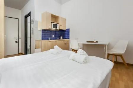 GuestHouse Lugano Apartments by LR - 8