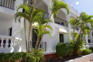 Hollywood Mirage Hotel, Los Cristianos