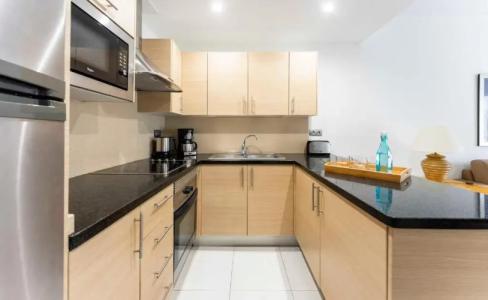 Hollywood Mirage - 31