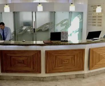 Hollywood Mirage - 1