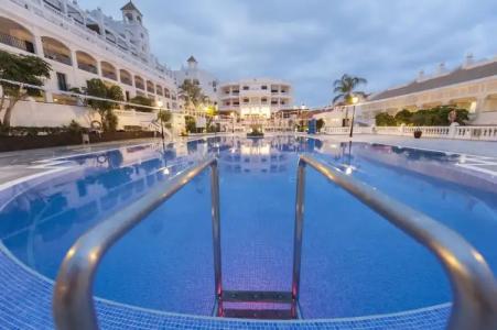 Hollywood Mirage - 24