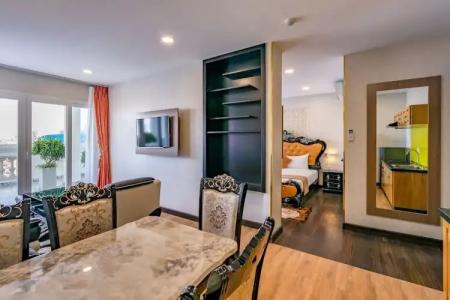 Emerald Central - 272