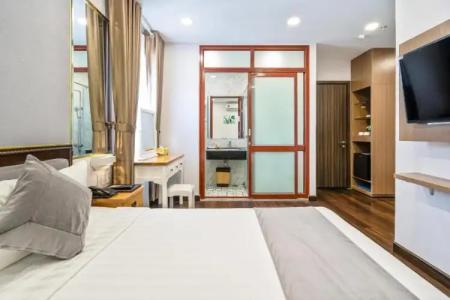 Emerald Central - 124