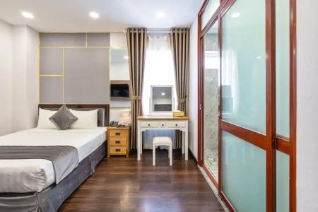 Emerald Central - 109
