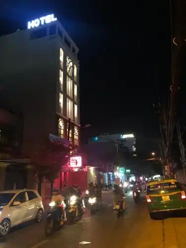 Minh Thư - 12