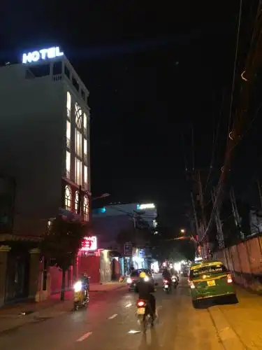 Minh Thư - 22