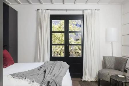 Yurbban Ramblas Boutique - 31