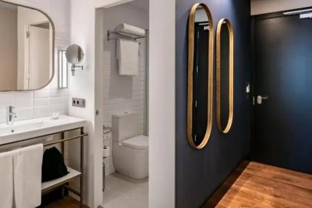 Vincci Consulado de - 28