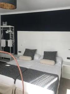 The Corner House Boutique - 6