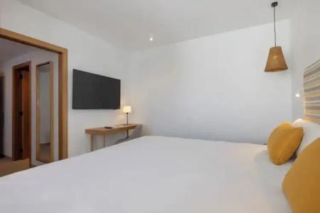 HM Isabela-Adults Only - 84