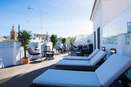 MYR Marqués House - 14