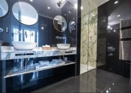 MYR Marqués House - 76