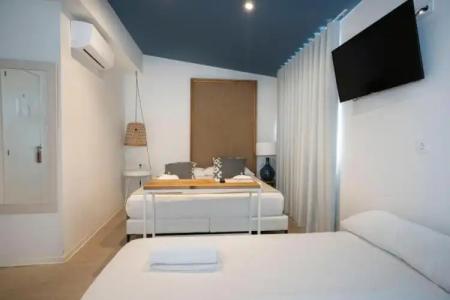 You & Co. Saler Beach Boutique - 80