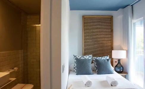 You & Co. Saler Beach Boutique - 34