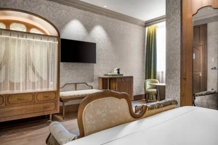 Palacio Santa Clara, Autograph Collection - 36