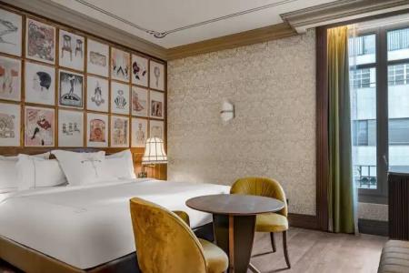 Palacio Santa Clara, Autograph Collection - 44