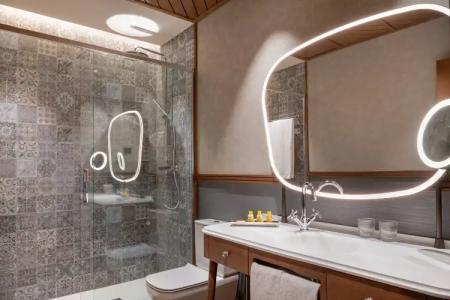 Palacio Santa Clara, Autograph Collection - 52