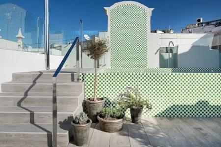 Palacio Santa Clara, Autograph Collection - 26