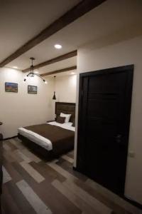 Boutique Living - 43