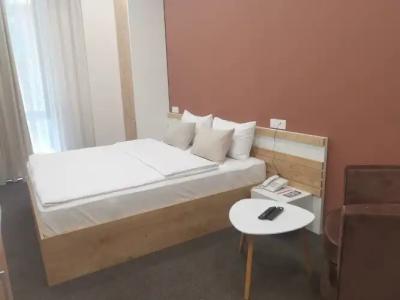 Bonjour Boutique Yerevan - 25